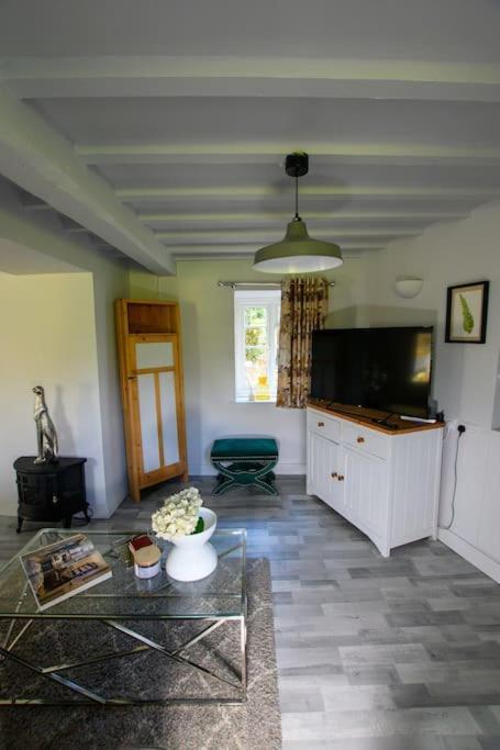 Cotswolds Corner Cottage Moreton-in-Marsh Exterior photo